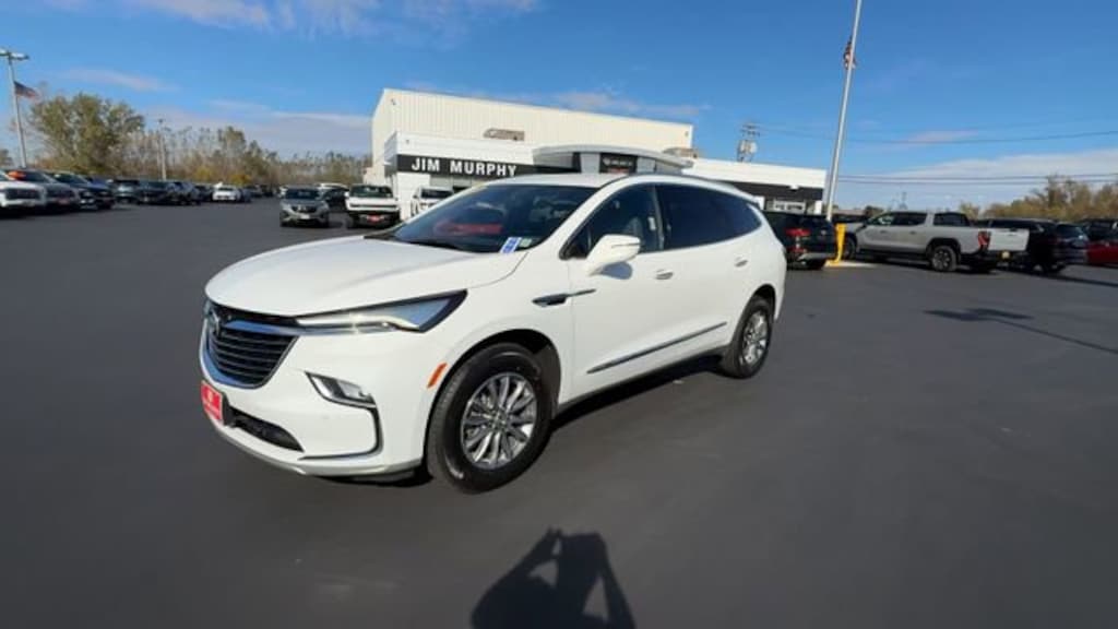 Used 2023 Buick Enclave Essence SUV