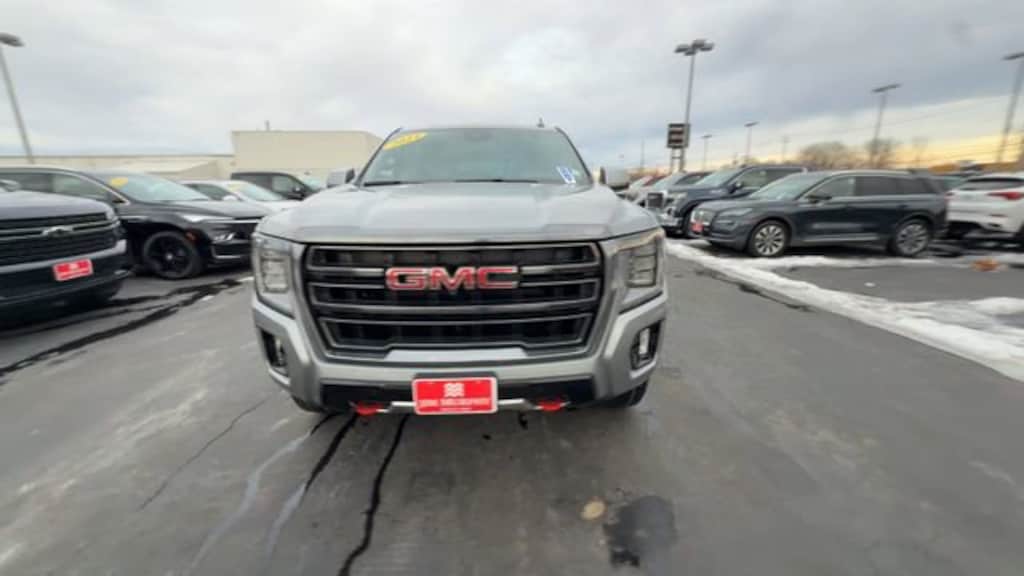 Used 2024 GMC Yukon AT4 SUV